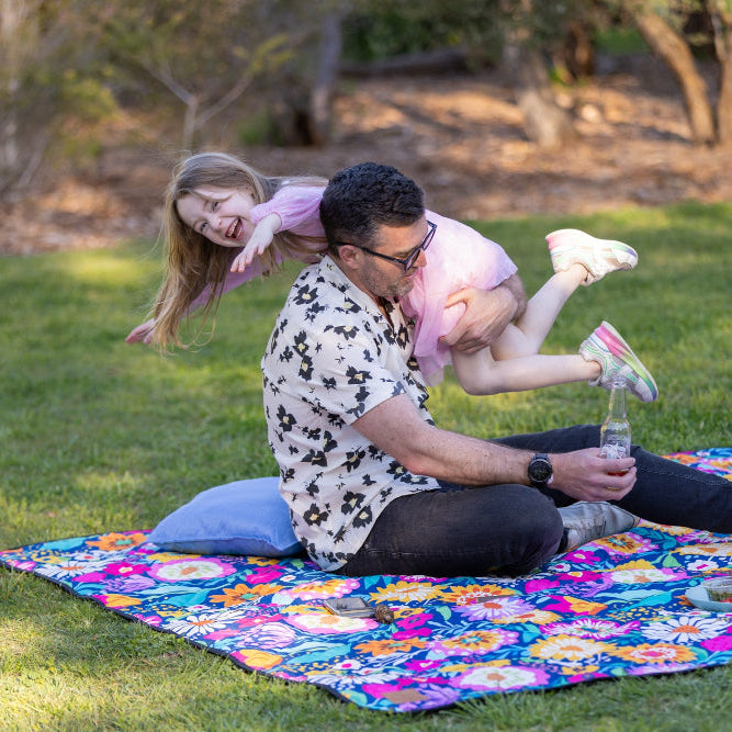 Picnic Rug / Blanket | Premium Waterproof Large 2m x 2m | Stain